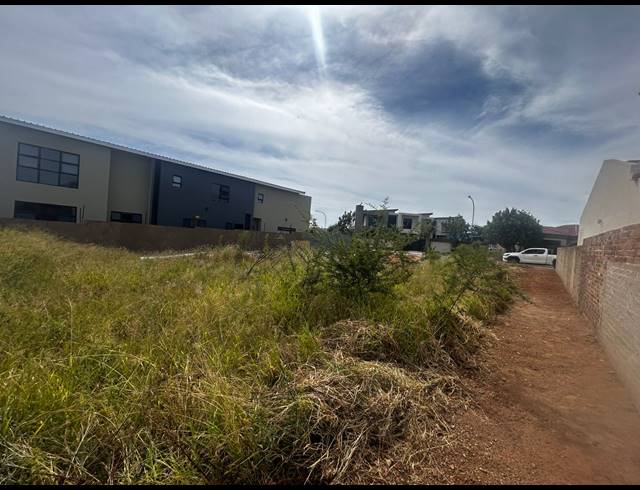 600M² VACANT LAND FOR SALE IN SERALA VIEW